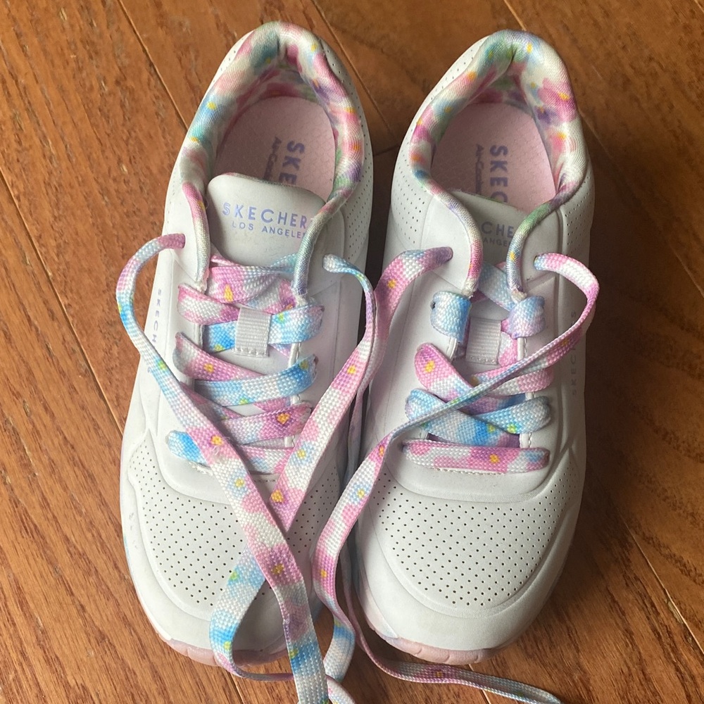 Skechers Little Girls' White and Multicolor Sneakers - Size 13